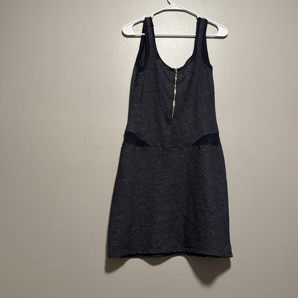 Monrow Black Sleeveless Dress - Picture 2 of 4